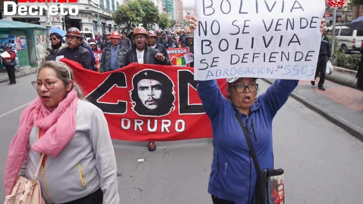 Sala Constitucional de Santa Cruz admite acción popular contra el Presidente Rodrigo Paz por el Decreto Supremo 5503 y convoca audiencia para el 9 de enero