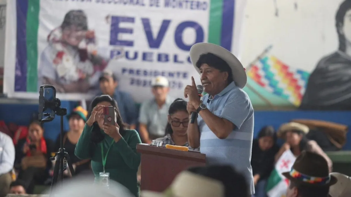 Evo Morales denuncia que la proscripción política y el golpe de 2019 buscan privatizar el litio.