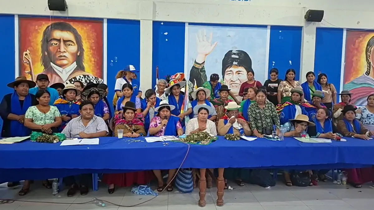 Confederación Nacional de Mujeres Campesinas Indígenas Originarias de Bolivia "Bartolina Sisa" se declara en emergencia y exige arraigo para autoridades del Gobierno