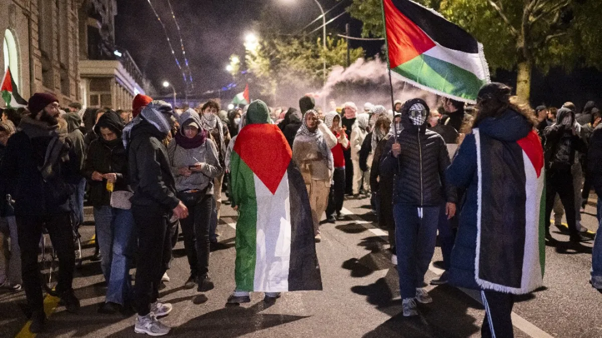 Manifestantes protestan en Lausana, #Suiza. en apoyo al pueblo palestino y en solidaridad con la Flotilla Global Sumud