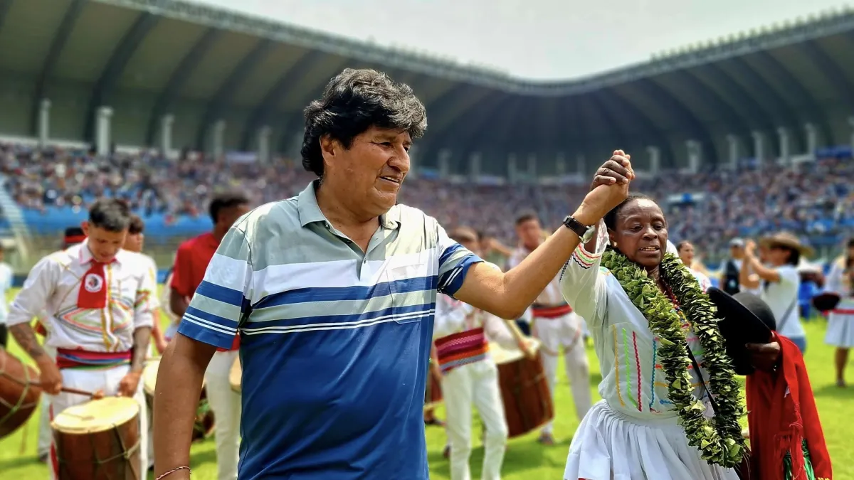 Evo Morales Ayma llama a fortalecer la lucha global contra la colonización en el Día de la Descolonización en Bolivia