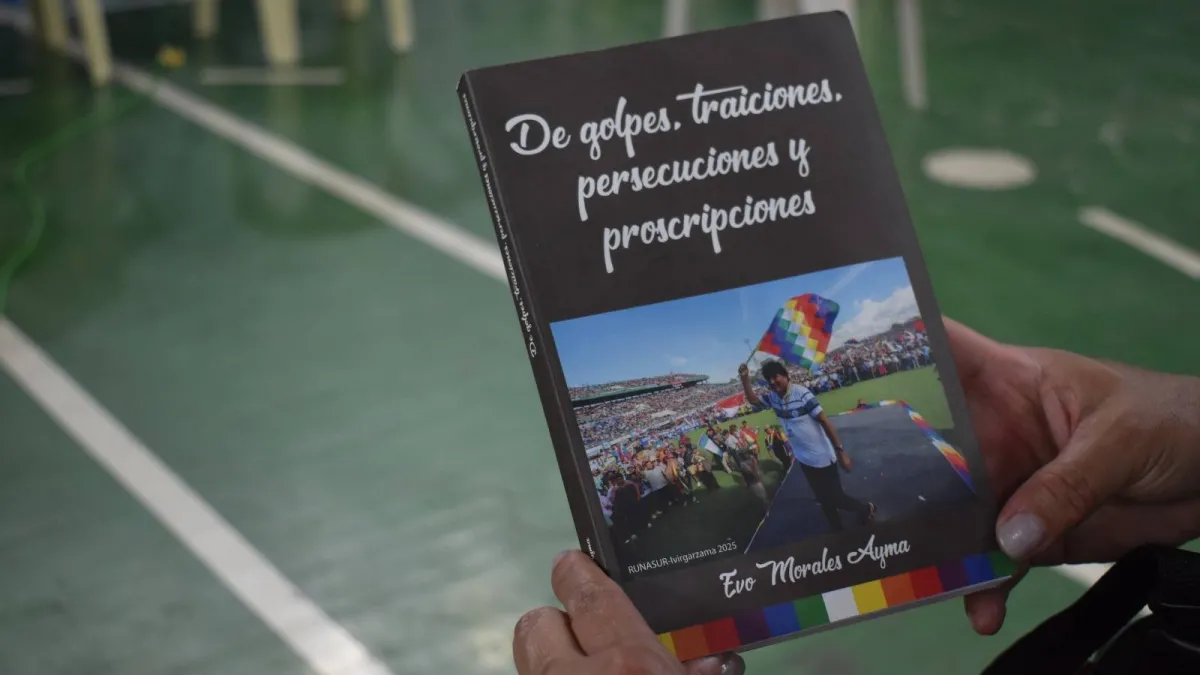 Evo Morales presenta su libro revelador sobre: “De golpes, traiciones, persecuciones y proscripciones” en el Estado Plurinacional