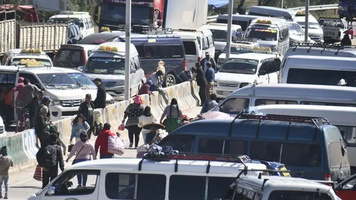 Bloqueos: Transporte Libre de Cochabamba exigen solución inmediata a la crisis de combustible