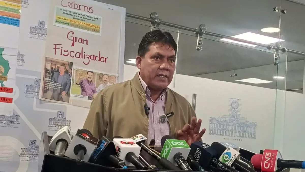 Crisis de combustibles: Héctor Arce responsabiliza al Gobierno y afirma que se aprobaron más de $us 13.000 millones en créditos.