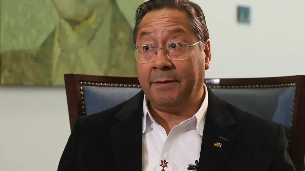 Luis Arce se victimiza nuevamente y responsabiliza a Evo Morales por su fracaso de gestión