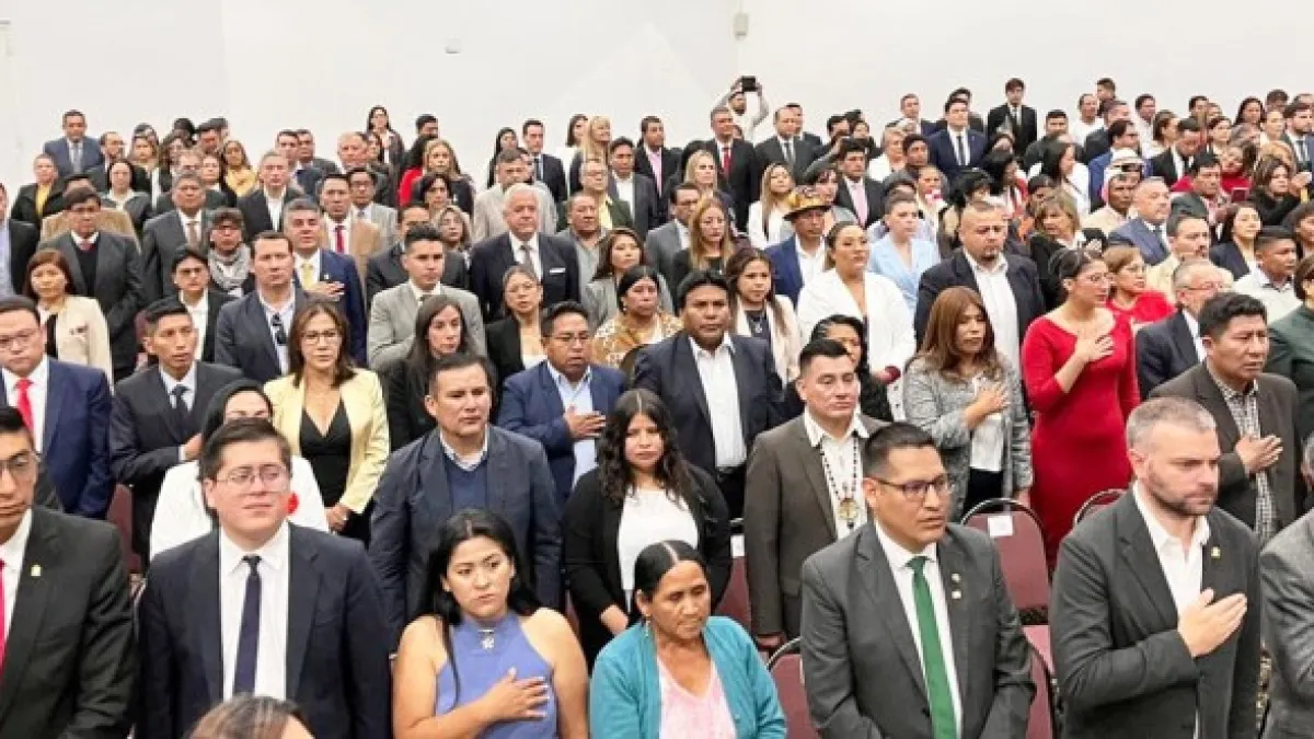 TSE entrega credenciales a legisladores titulares electos para el periodo constitucional 2025-2030