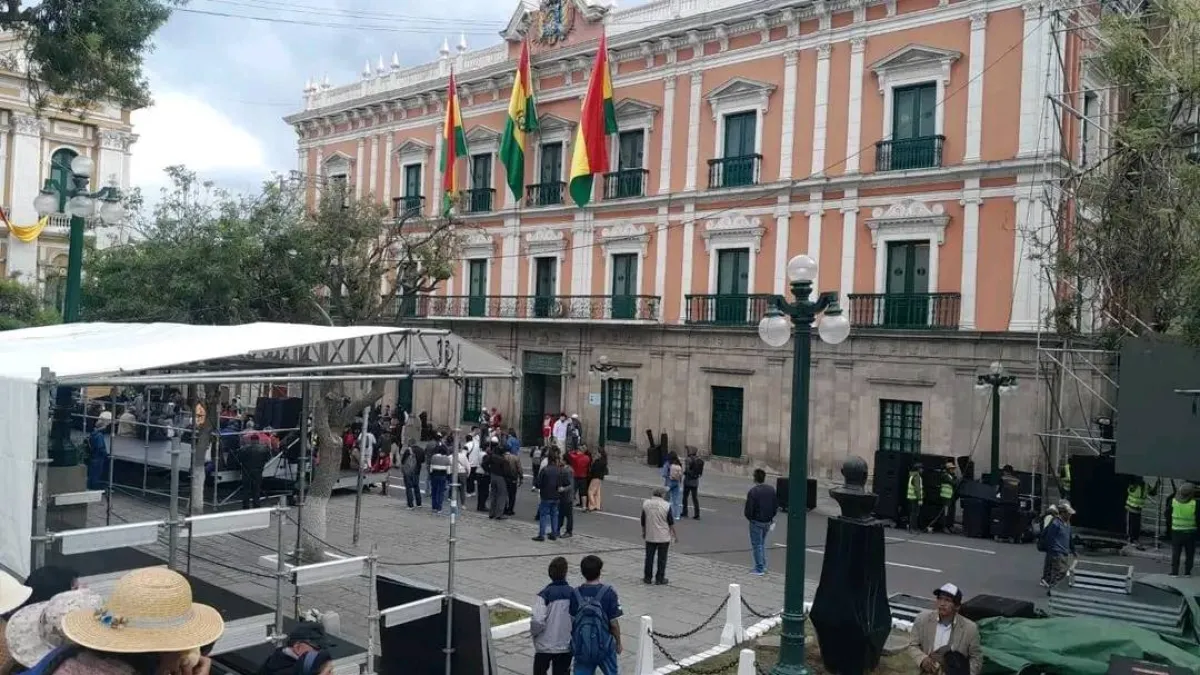 Indignación en el movimiento indígena: Retiro de la Wiphala en Palacio Quemado es un ataque a la identidad originaria