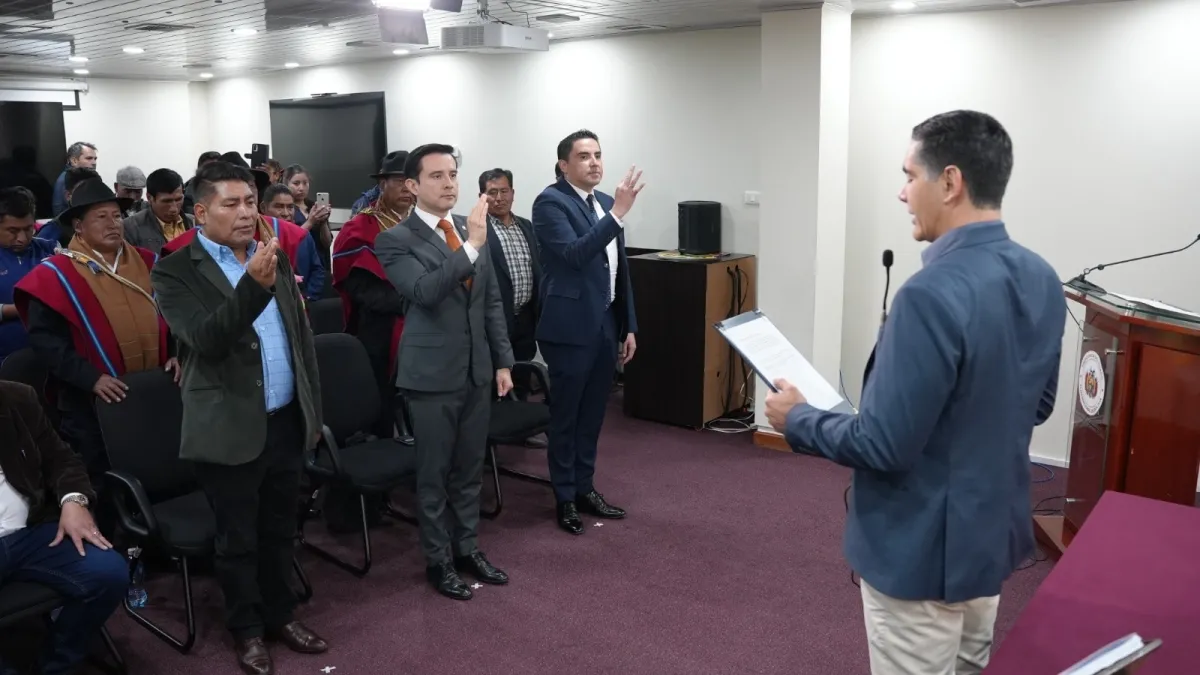 Interinato en Desarrollo Productivo presenta a sus nuevas autoridades y compromete reformas profundas