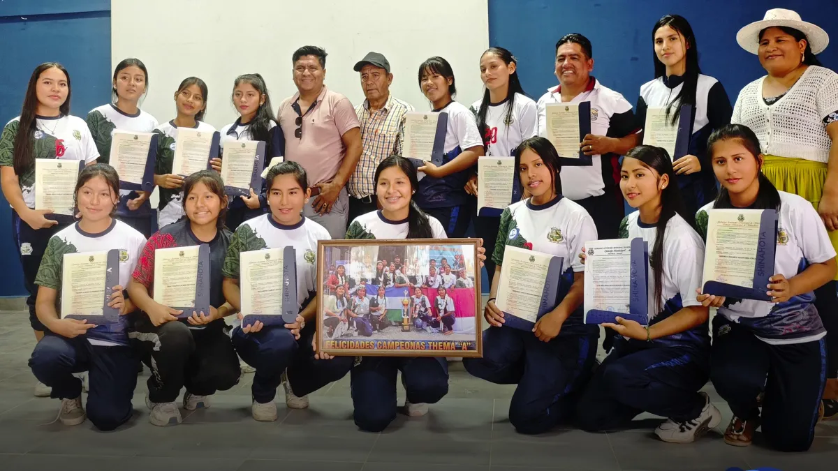 El G.A.M. de Shinahota reconoce a las deportistas que destacaron en la competencia departamental de Cochabamba