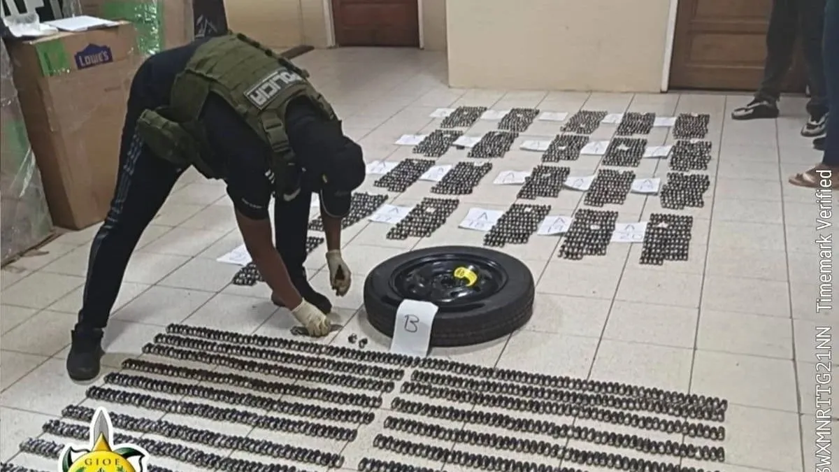 Incautan más de 41 kilos de cocaína ocultos en compartimentos de una vagoneta en la ruta Bioceánica