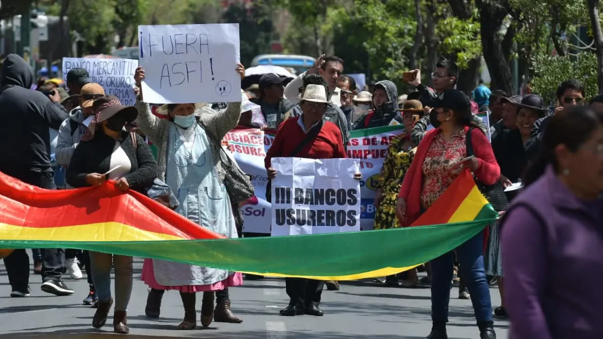 “Nos están quitando la casa”: prestatarios acusan a bancos y al Gobierno por recorte en reprogramación