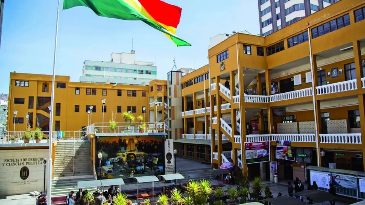 Derecho UMSA advierte vulneración constitucional por proclamación sin segunda vuelta en La Paz.