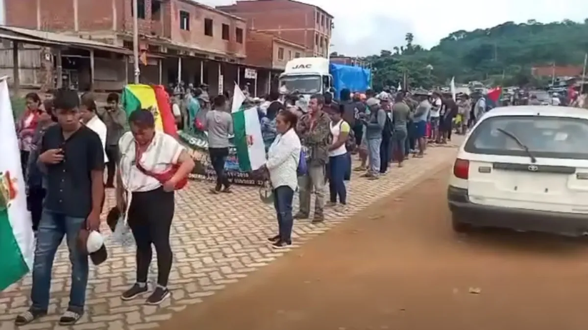 Marcha campesina contra la Ley 1720 llega a Sapecho en defensa de la tierra y la propiedad agraria
