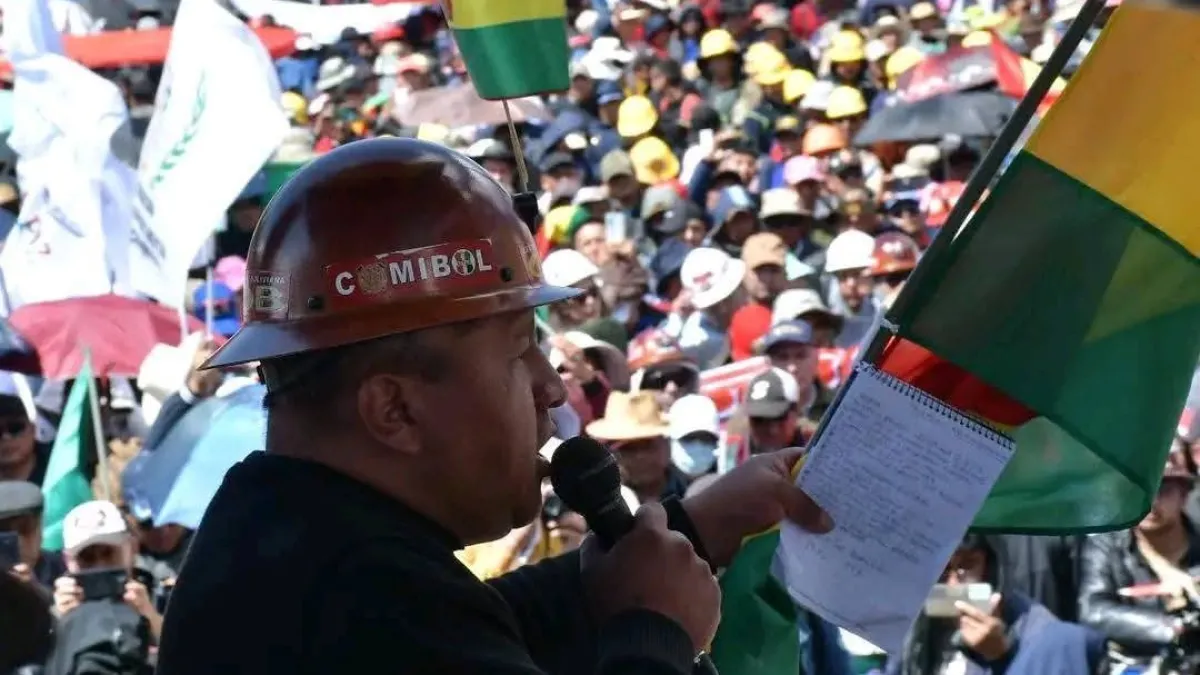 Bolivia se hunde en una crisis multisectorial: COB endurece presión y exige la renuncia de Rodrigo Paz